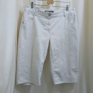 Cropped Capris White Jeans - Size 16W